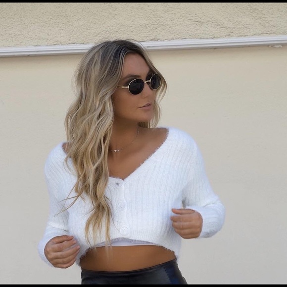 Not Your Baby Fuzzy Cropped Cardigan - Picture 2 of 6